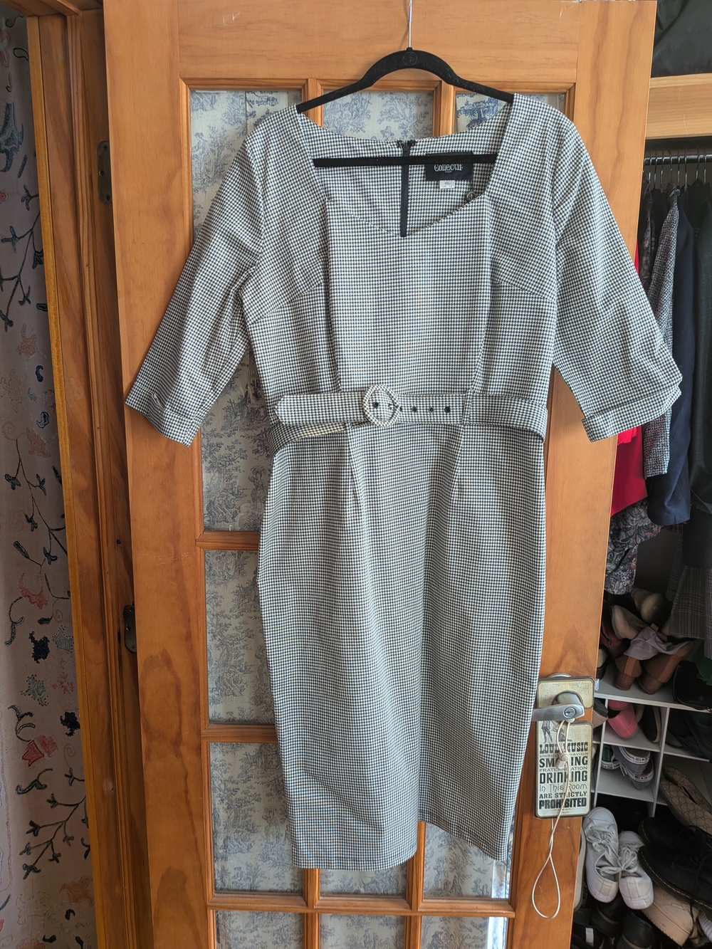 Collectif Black and White Houndstooth Midi Sheath Dress with Belt